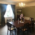 Entire In Tipperary نيناغ