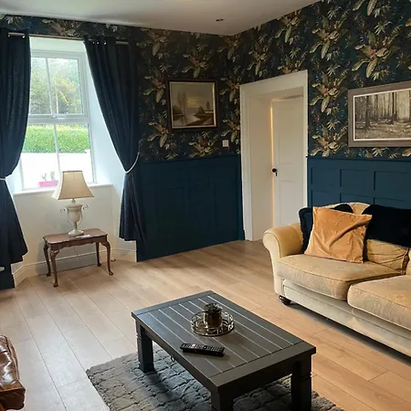 Entire In Tipperary Holiday home *