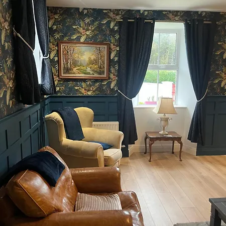 Entire In Tipperary * Нина