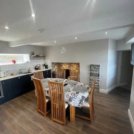 Entire In Tipperary Holiday home *