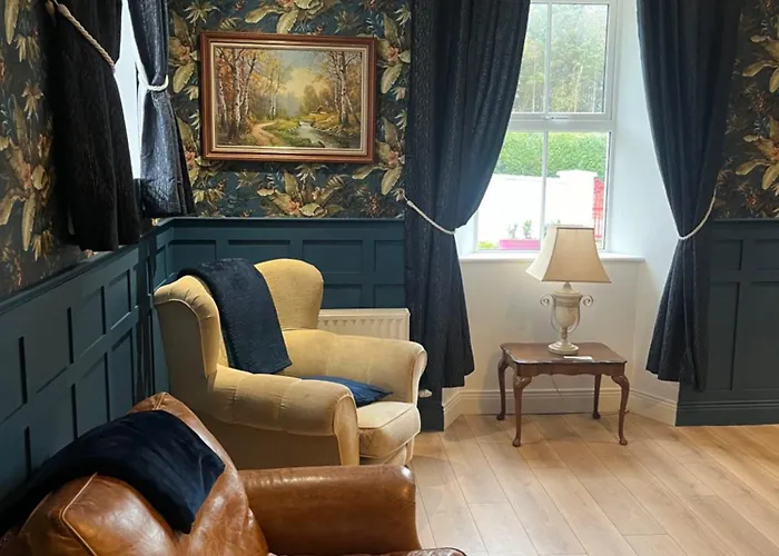 Entire In Tipperary * Nenagh